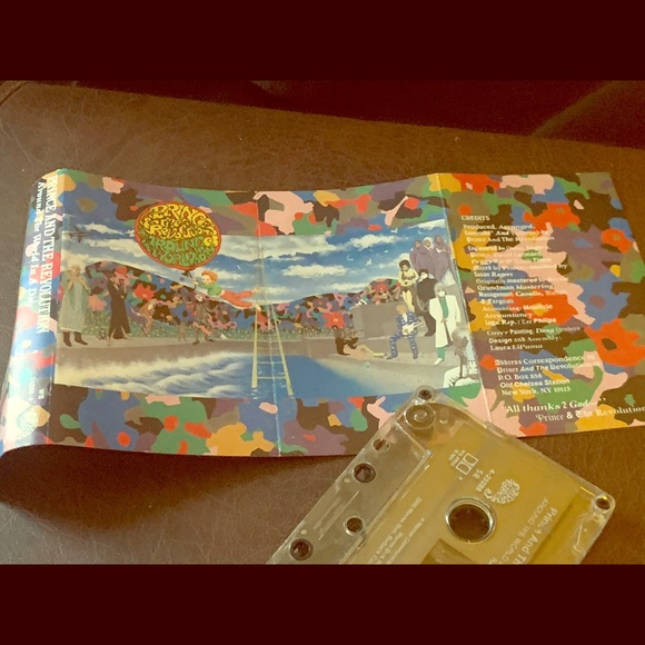 Cassette tape- PRINCE and the revolution- - Picture 1 of 3